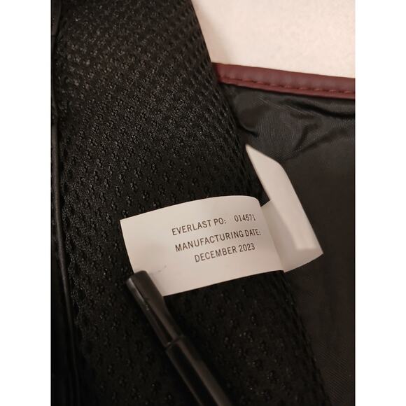 Everlast Elite Pro Hook and Loop 2 Boxing Gloves Purple Maroon 12 oz. Secure Fit - Picture 8 of 13